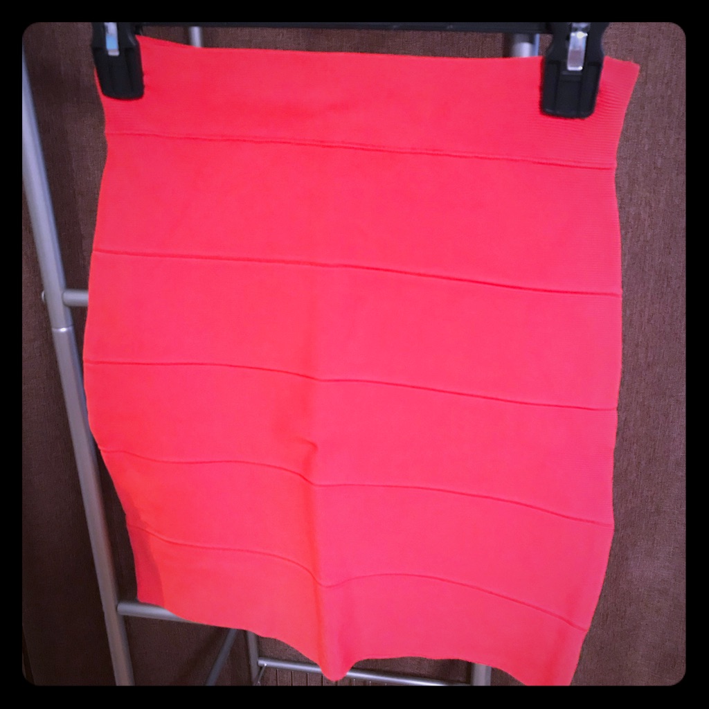 Bcbgmaxazria Bandage Skirt